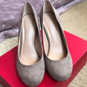 Basic nude heels from Kelly & Katie
